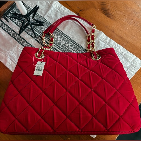 NWT Talbots deep red quilted purse/ bag - Picture 2 of 5